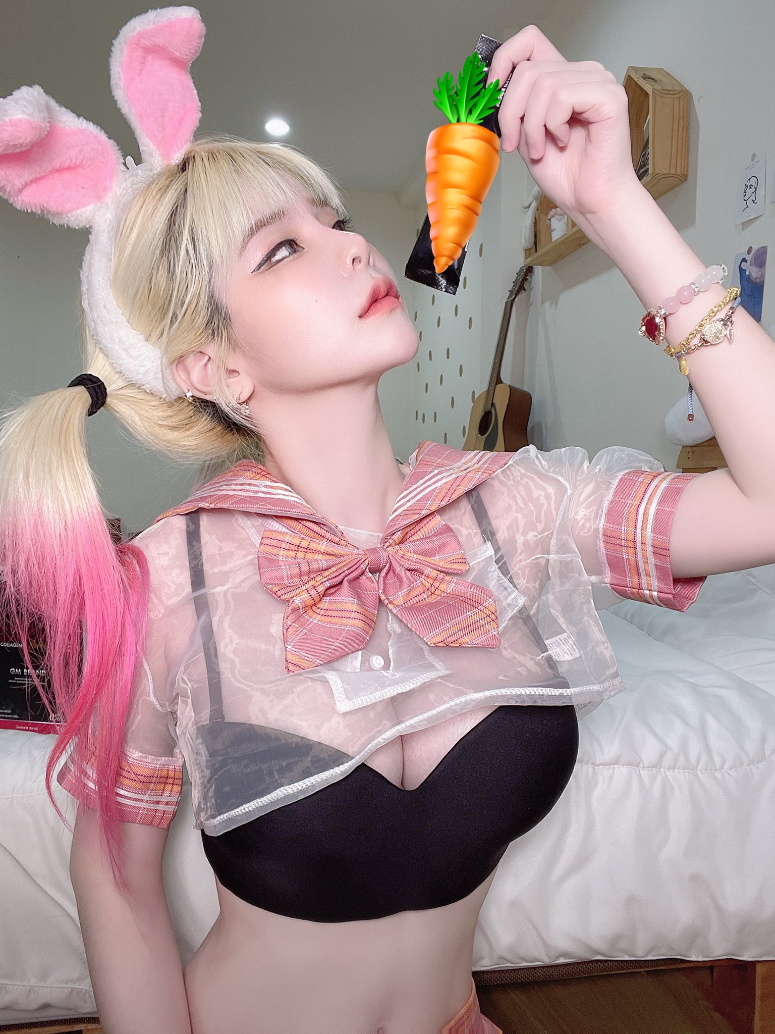 7