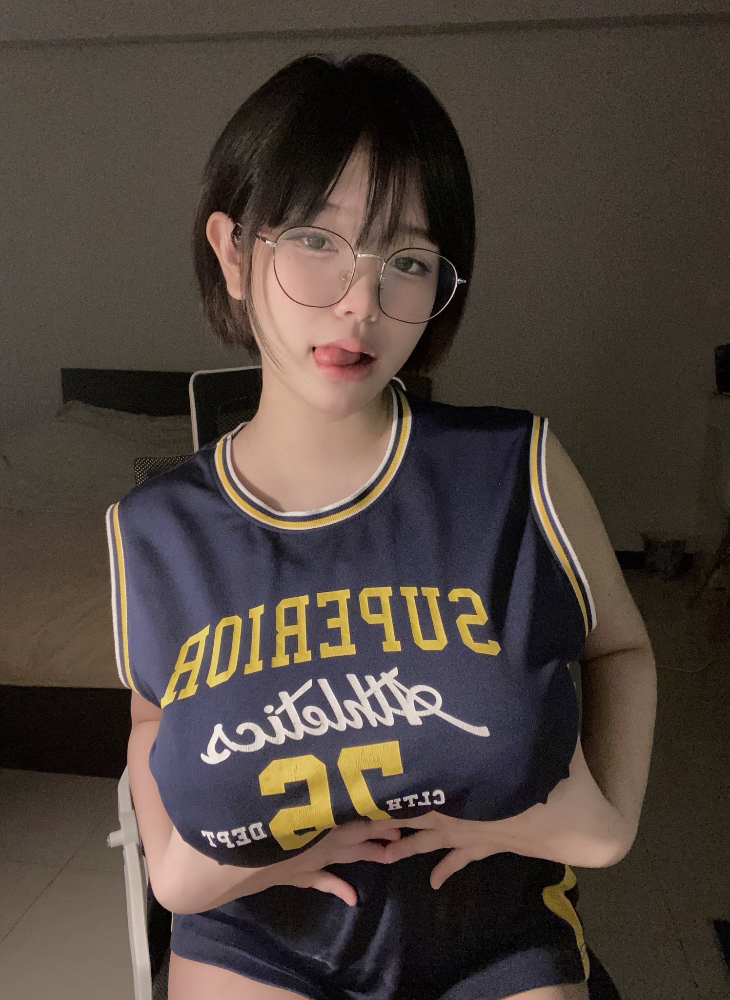 8