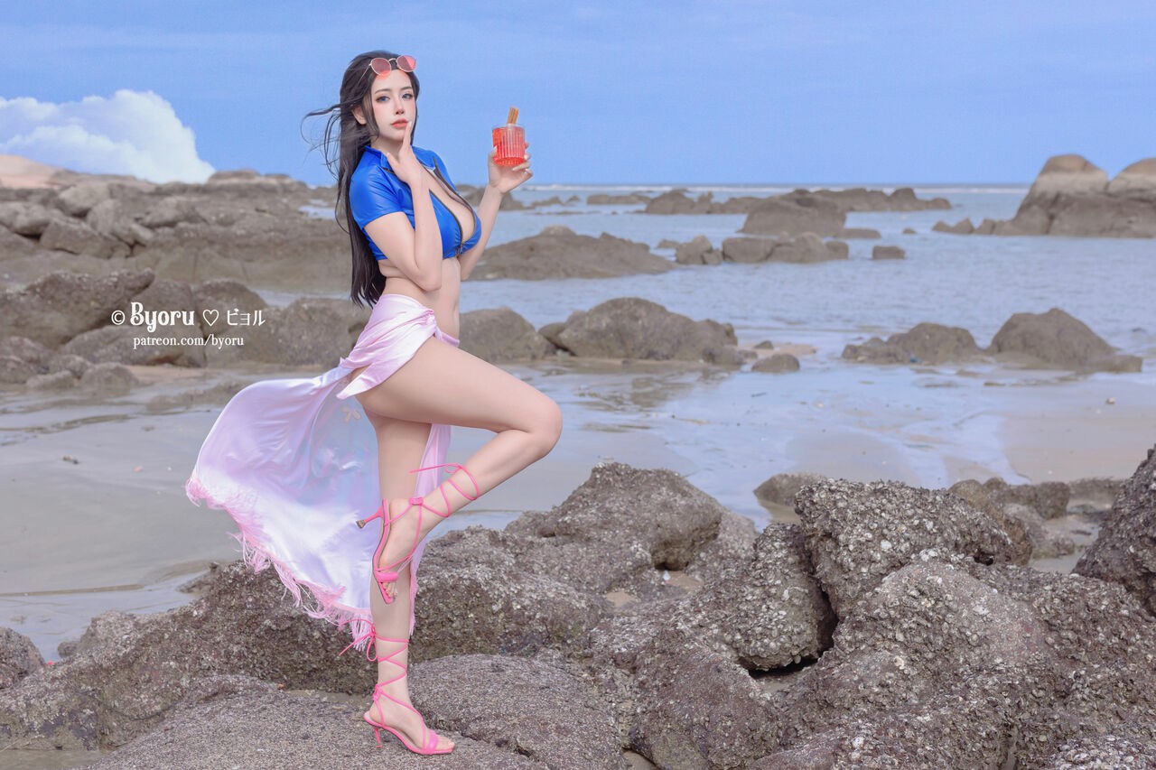 3 Byoru Nico Robin 3